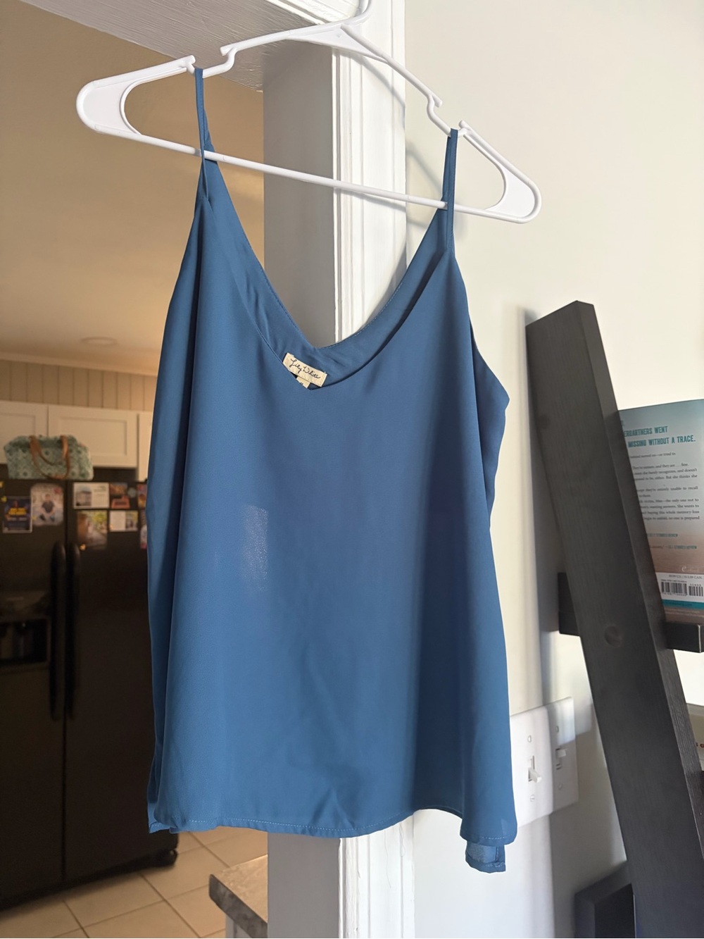 Lily White Blue Flowy Cami Tank Top Size Medium